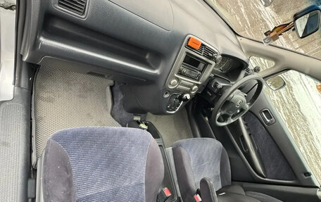 Honda Stream I рестайлинг, 2001 год, 490 000 рублей, 7 фотография