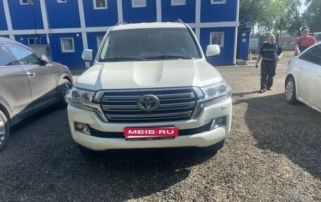 Toyota Land Cruiser 200, 2020 год, 6 850 000 рублей, 10 фотография