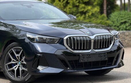 BMW 5 серия, 2025 год, 8 690 000 рублей, 19 фотография