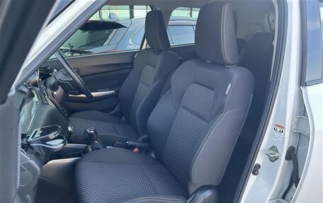Suzuki Swift V, 2020 год, 842 000 рублей, 25 фотография