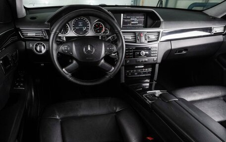 Mercedes-Benz E-Класс, 2010 год, 1 249 000 рублей, 6 фотография