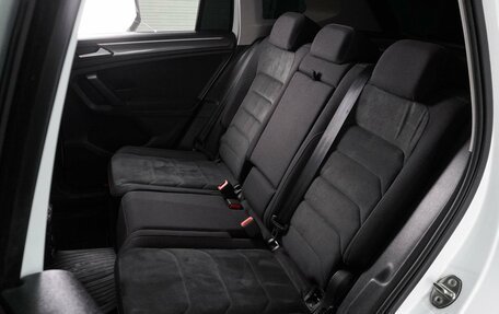 Volkswagen Tiguan II, 2018 год, 2 547 000 рублей, 9 фотография