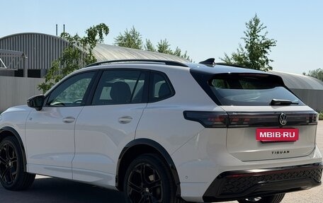 Volkswagen Tiguan, 2025 год, 4 999 000 рублей, 3 фотография