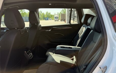 Volkswagen Tiguan, 2025 год, 4 999 000 рублей, 23 фотография