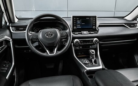 Toyota RAV4, 2021 год, 4 334 000 рублей, 8 фотография