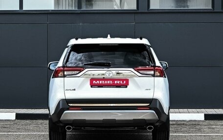 Toyota RAV4, 2021 год, 4 334 000 рублей, 4 фотография