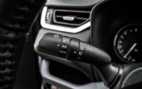 Toyota RAV4, 2021 год, 4 334 000 рублей, 18 фотография