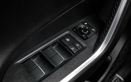 Toyota RAV4, 2021 год, 4 334 000 рублей, 21 фотография