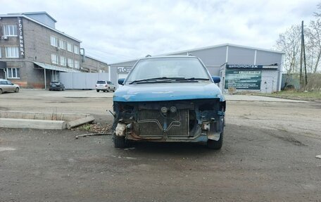 Nissan Prairie III, 1995 год, 150 000 рублей, 4 фотография