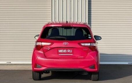 Toyota Vitz, 2017 год, 690 000 рублей, 11 фотография