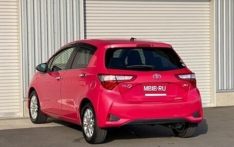 Toyota Vitz, 2017 год, 690 000 рублей, 9 фотография