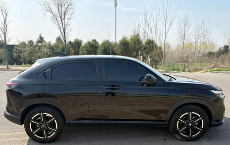 Honda Vezel, 2023 год, 1 680 004 рублей, 5 фотография