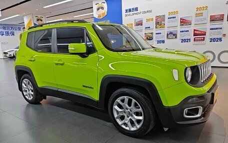Jeep Renegade I рестайлинг, 2019 год, 1 100 000 рублей, 3 фотография