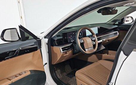 Hyundai Grandeur, 2025 год, 6 200 000 рублей, 16 фотография