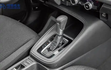 Honda Vezel, 2023 год, 1 615 040 рублей, 19 фотография