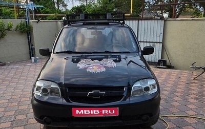 Chevrolet Niva I рестайлинг, 2010 год, 460 000 рублей, 1 фотография