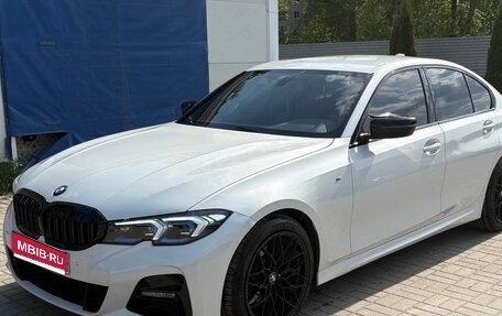 BMW 3 серия, 2019 год, 2 750 000 рублей, 1 фотография