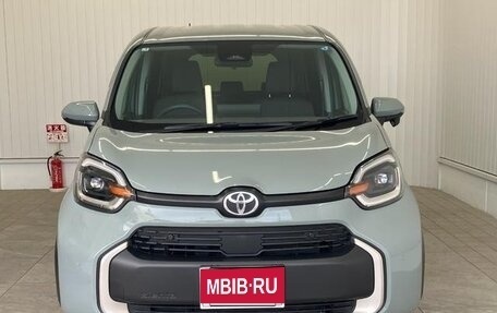 Toyota Sienta, 2023 год, 1 220 000 рублей, 1 фотография