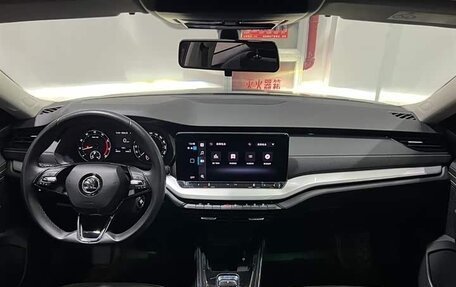 Skoda Octavia IV, 2022 год, 1 920 000 рублей, 13 фотография