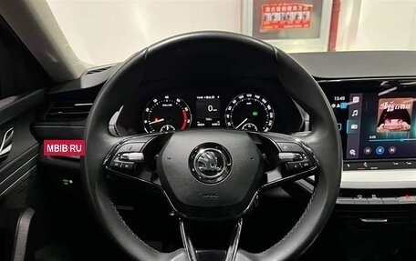 Skoda Octavia IV, 2022 год, 1 920 000 рублей, 14 фотография