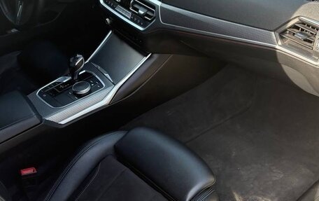 BMW 3 серия, 2019 год, 2 750 000 рублей, 15 фотография