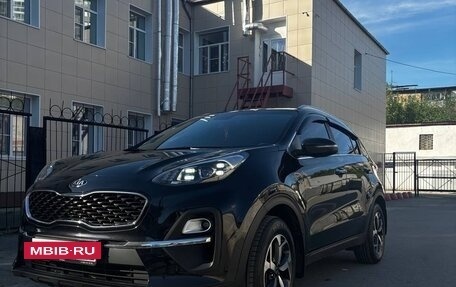 KIA Sportage IV рестайлинг, 2021 год, 2 800 000 рублей, 2 фотография