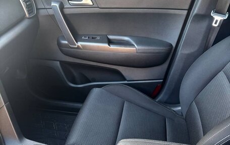 KIA Sportage IV рестайлинг, 2021 год, 2 800 000 рублей, 28 фотография