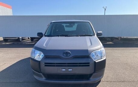 Toyota Succeed I рестайлинг, 2020 год, 910 000 рублей, 2 фотография