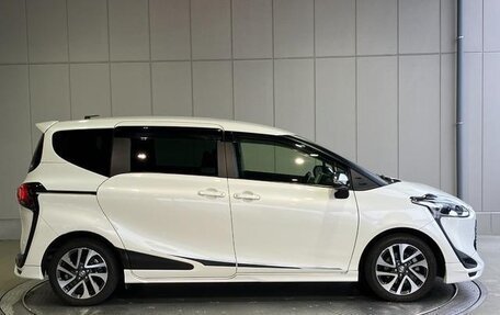 Toyota Sienta II, 2021 год, 1 110 000 рублей, 6 фотография
