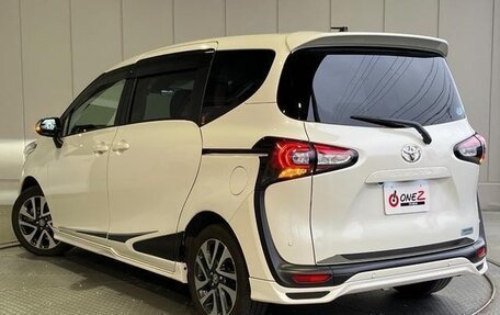 Toyota Sienta II, 2021 год, 1 110 000 рублей, 7 фотография