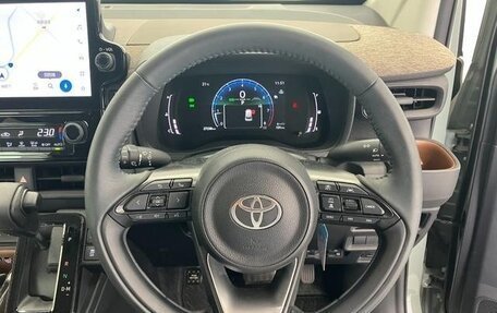 Toyota Sienta, 2023 год, 1 220 000 рублей, 11 фотография
