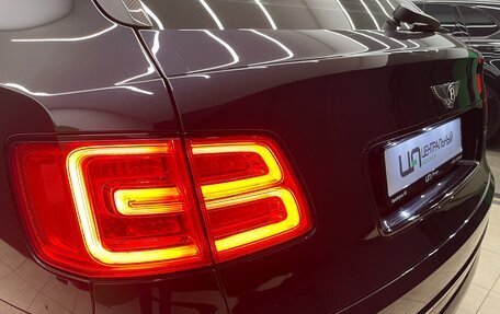 Bentley Bentayga I, 2018 год, 12 000 000 рублей, 12 фотография