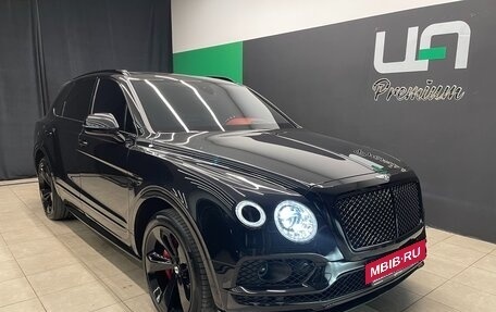 Bentley Bentayga I, 2018 год, 12 000 000 рублей, 2 фотография