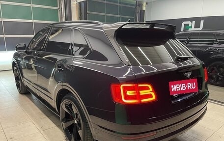 Bentley Bentayga I, 2018 год, 12 000 000 рублей, 5 фотография