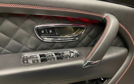 Bentley Bentayga I, 2018 год, 12 000 000 рублей, 14 фотография