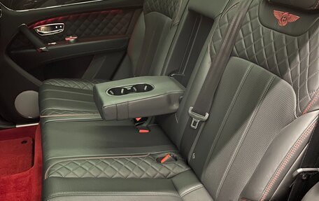 Bentley Bentayga I, 2018 год, 12 000 000 рублей, 24 фотография