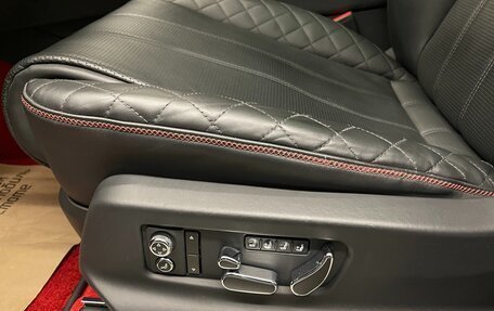 Bentley Bentayga I, 2018 год, 12 000 000 рублей, 17 фотография
