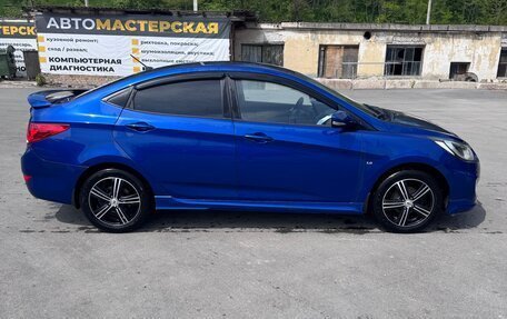 Hyundai Solaris II рестайлинг, 2012 год, 1 000 000 рублей, 4 фотография