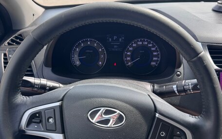 Hyundai Solaris II рестайлинг, 2012 год, 1 000 000 рублей, 5 фотография