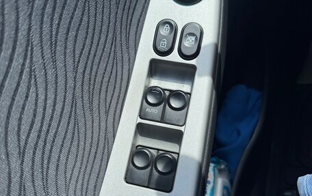 Hyundai Solaris II рестайлинг, 2012 год, 1 000 000 рублей, 7 фотография