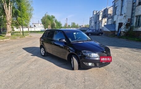 Skoda Fabia II, 2013 год, 680 000 рублей, 3 фотография