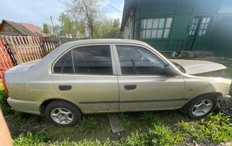 Hyundai Accent II, 2005 год, 100 000 рублей, 2 фотография