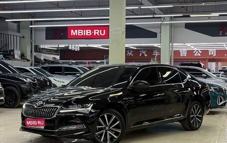 Skoda Superb III рестайлинг, 2025 год, 2 150 333 рублей, 1 фотография