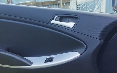Hyundai Solaris II рестайлинг, 2012 год, 1 000 050 рублей, 18 фотография