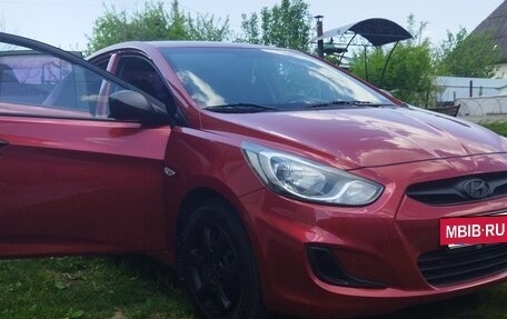 Hyundai Solaris II рестайлинг, 2012 год, 1 000 050 рублей, 30 фотография