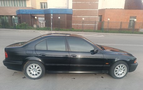 BMW 5 серия, 1999 год, 750 000 рублей, 3 фотография