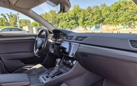 Skoda Superb III рестайлинг, 2019 год, 1 750 000 рублей, 6 фотография