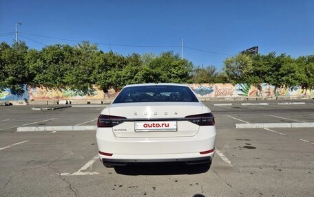 Skoda Superb III рестайлинг, 2019 год, 1 750 000 рублей, 31 фотография
