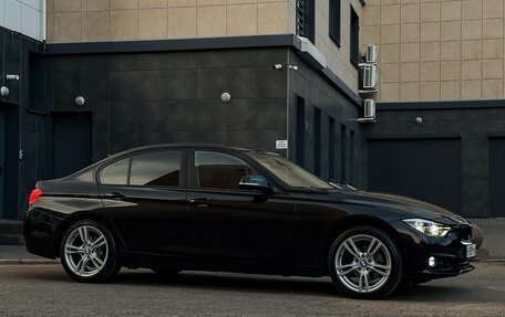 BMW 3 серия, 2017 год, 2 000 000 рублей, 2 фотография