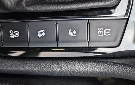 Volkswagen Tiguan II, 2023 год, 2 200 004 рублей, 16 фотография
